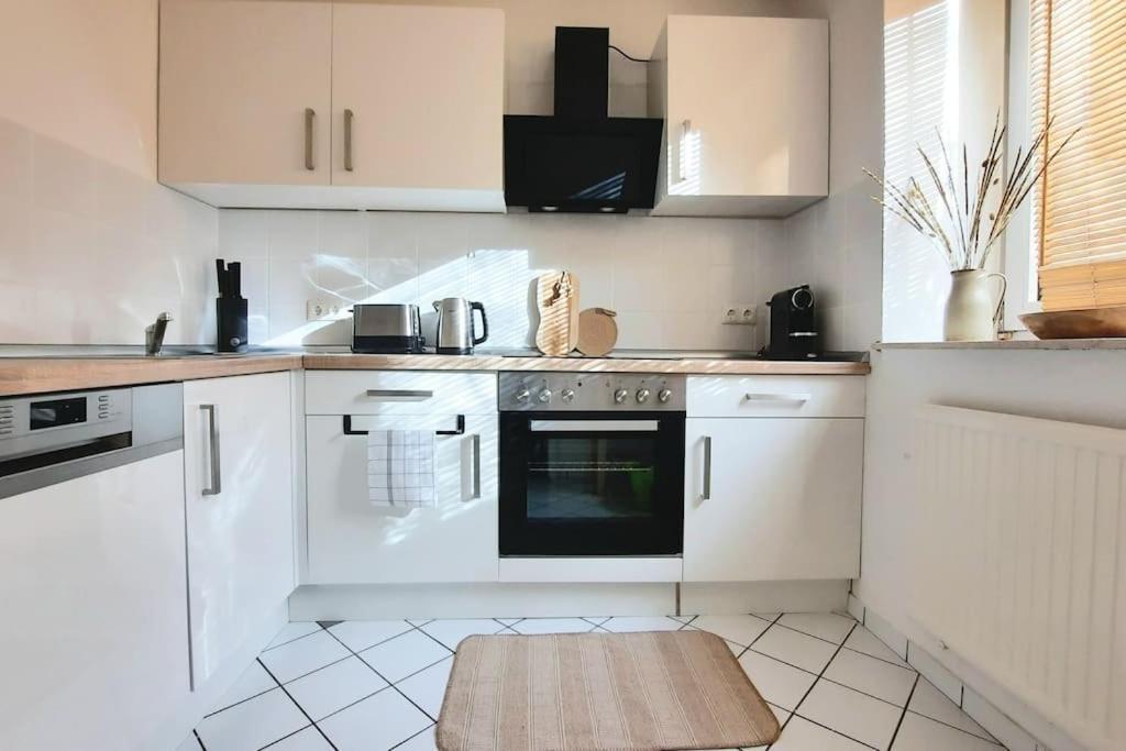 Stadt-Oase - Kostenlos Parken, Ruhig, Kliniken, Gop, Bali-Therme, Boxspringbett Bad Oeynhausen Εξωτερικό φωτογραφία